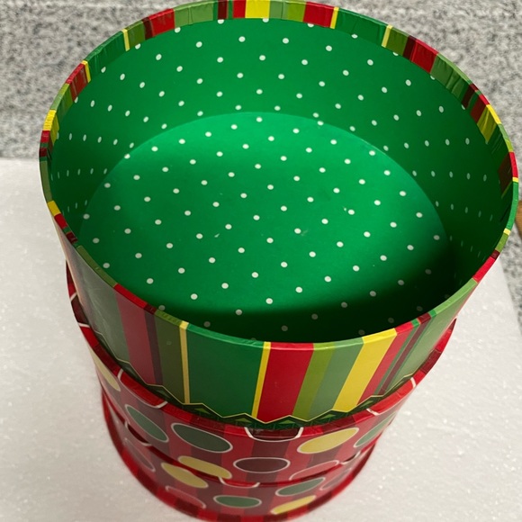 EUC “Punch Studio” Unique 3Tier Yellow, Red & Green Storage container with 1 Top - Picture 11 of 17